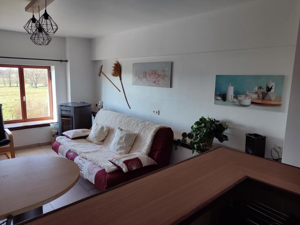 Ferienwohnung Le Champs Des Lievres Beaumont Exterior foto